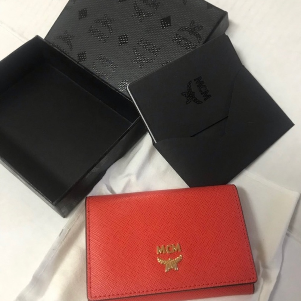 MCM Scarlet Red 2 Fold Wallet In Box DustBag &Card